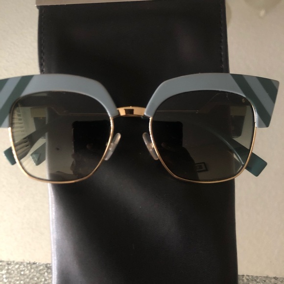 FENDI CAT EYE SHADES AUTHENTIC - Picture 13 of 13